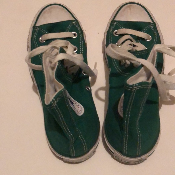 Converse - Picture 2 of 3